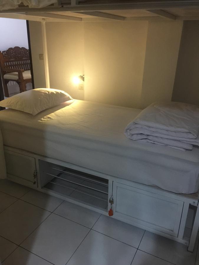 Hostel Anggrek Mas Bed&Breakfast Ubud Exterior foto